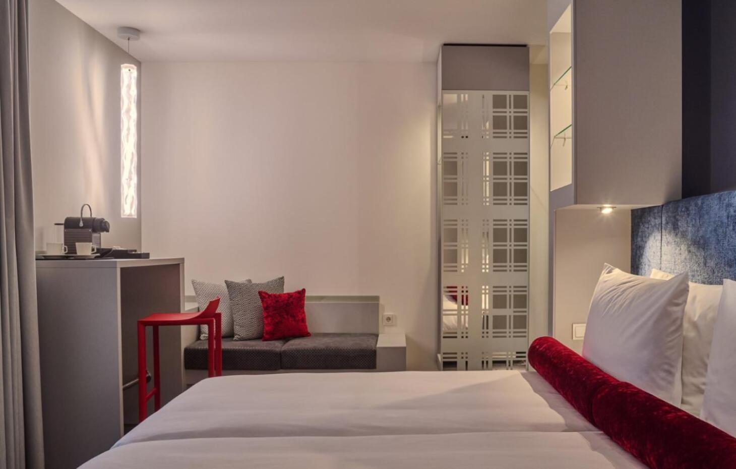 Essential By Dorint Deiker Höfe Hotel 3*